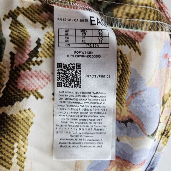 GUESS Women’s Size XL Floral Print Wrap Blouse Designer Fashion Chiffon - Picture 14 of 14